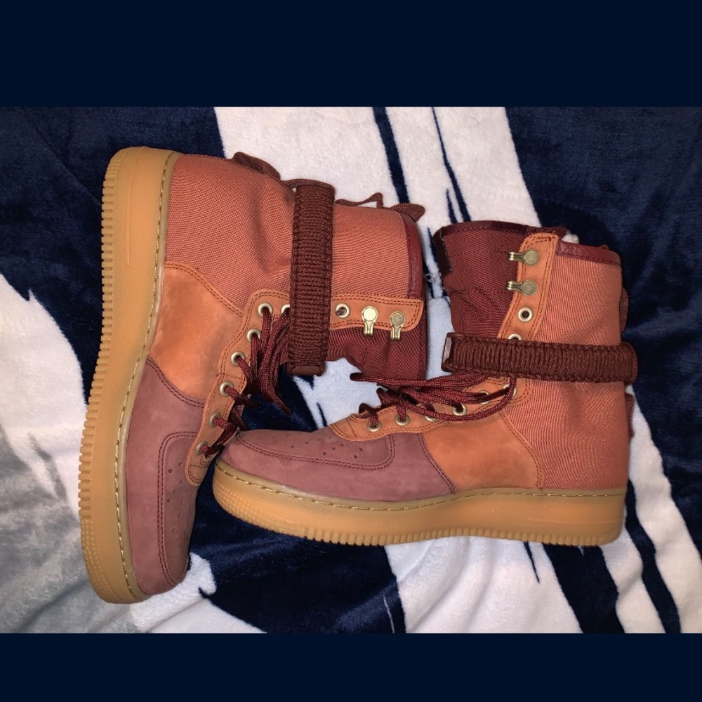 Nike SF Air Force 1 Dark russet